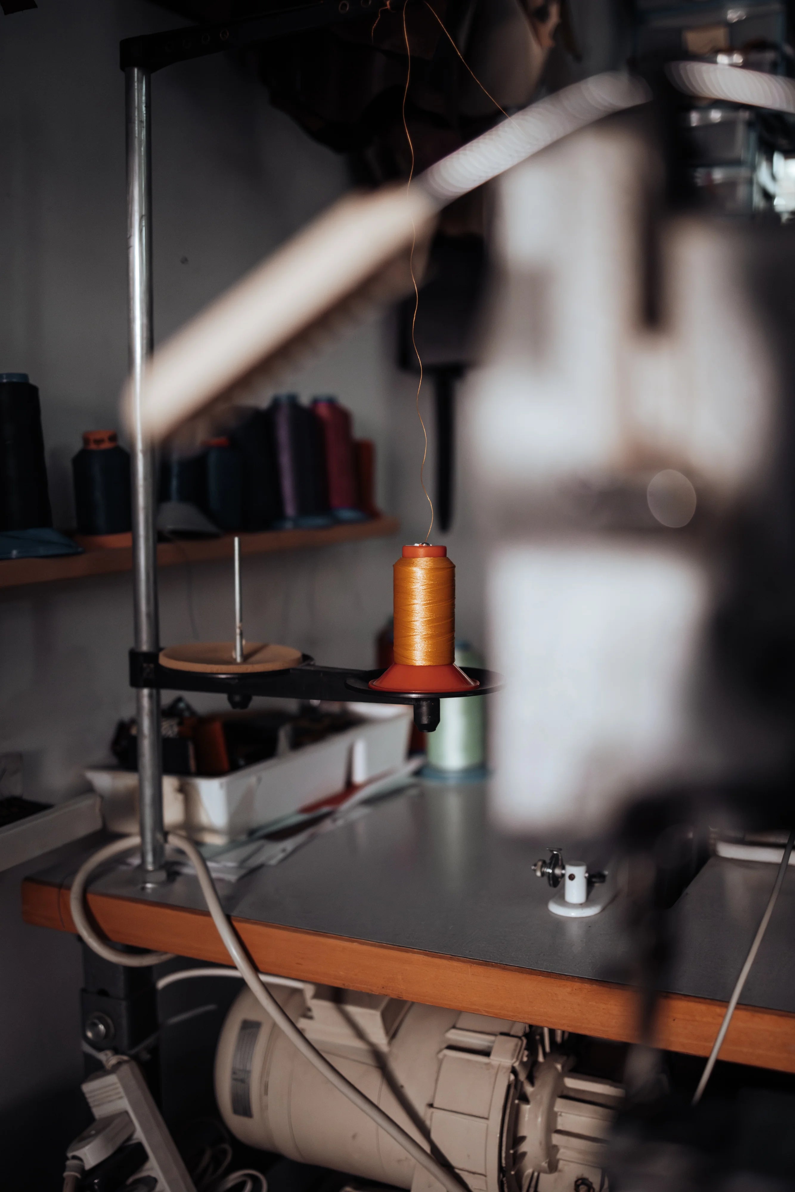 Macchinario per cucire con filo in cotone